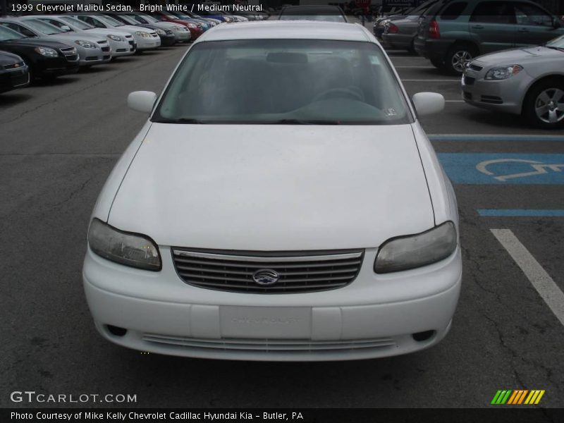 Bright White / Medium Neutral 1999 Chevrolet Malibu Sedan