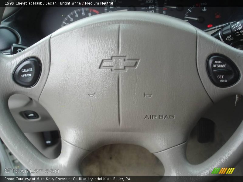 Bright White / Medium Neutral 1999 Chevrolet Malibu Sedan