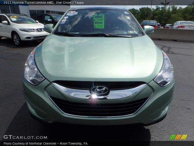 Kiwi Green / Taupe 2011 Hyundai Tucson Limited AWD