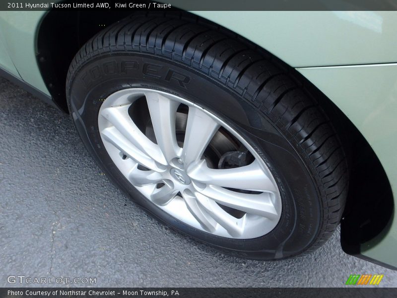 Kiwi Green / Taupe 2011 Hyundai Tucson Limited AWD