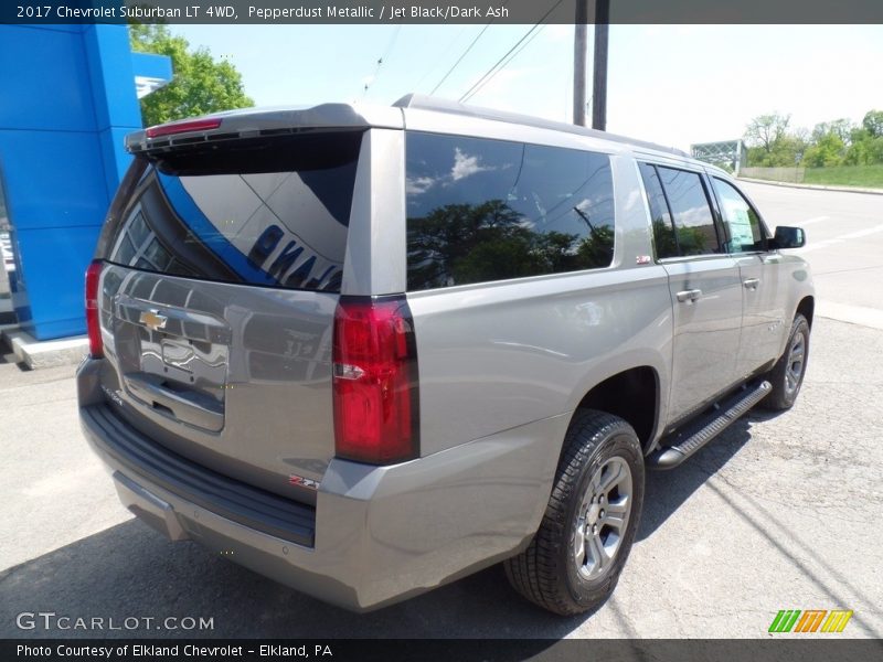 Pepperdust Metallic / Jet Black/Dark Ash 2017 Chevrolet Suburban LT 4WD