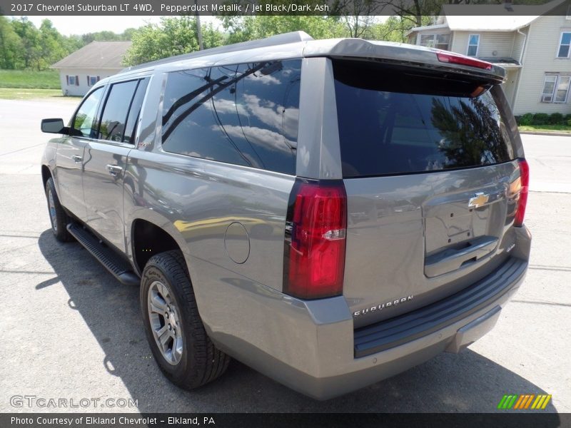 Pepperdust Metallic / Jet Black/Dark Ash 2017 Chevrolet Suburban LT 4WD