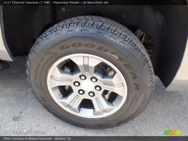 Pepperdust Metallic / Jet Black/Dark Ash 2017 Chevrolet Suburban LT 4WD