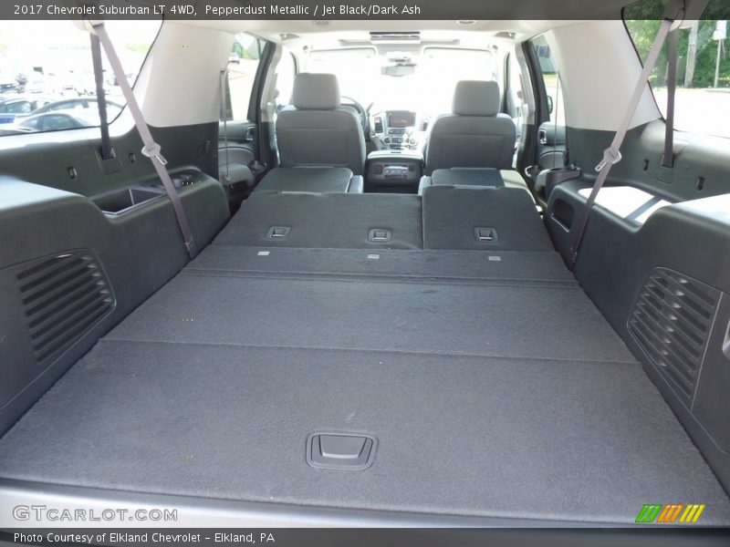 Pepperdust Metallic / Jet Black/Dark Ash 2017 Chevrolet Suburban LT 4WD