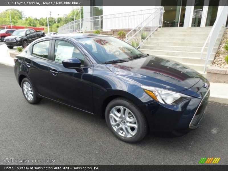 Abyss / Mid-Blue Black 2017 Toyota Yaris iA