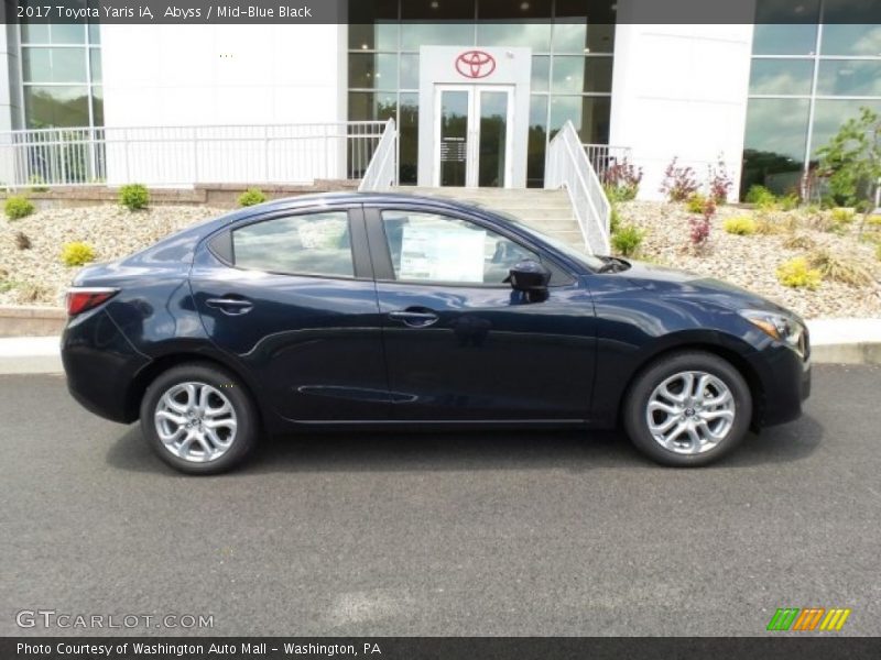 Abyss / Mid-Blue Black 2017 Toyota Yaris iA