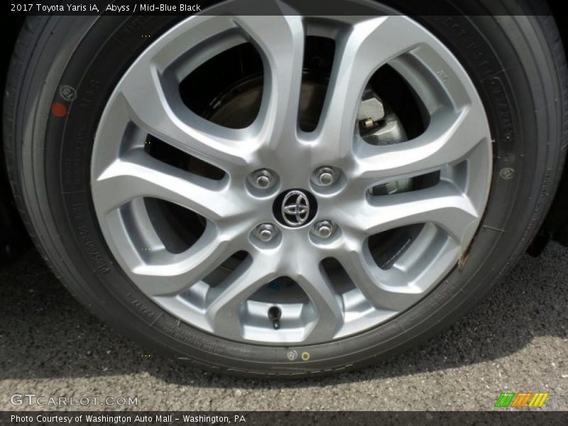 Abyss / Mid-Blue Black 2017 Toyota Yaris iA