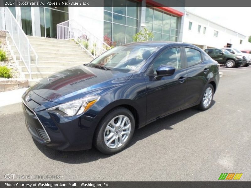 Abyss / Mid-Blue Black 2017 Toyota Yaris iA