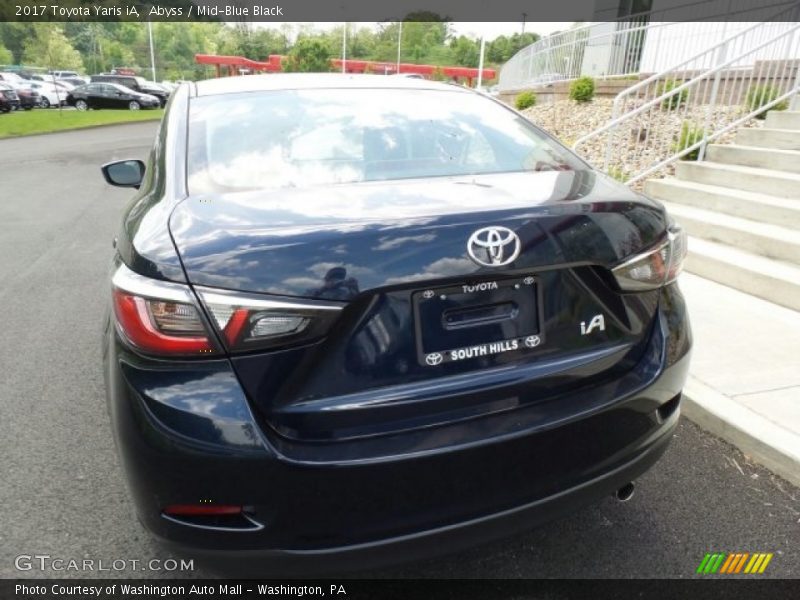 Abyss / Mid-Blue Black 2017 Toyota Yaris iA
