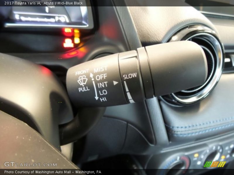Abyss / Mid-Blue Black 2017 Toyota Yaris iA