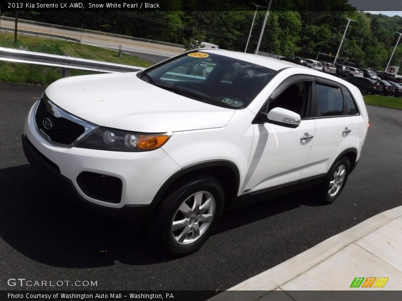 Snow White Pearl / Black 2013 Kia Sorento LX AWD