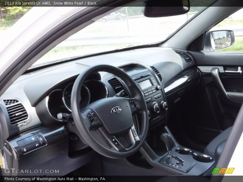 Snow White Pearl / Black 2013 Kia Sorento LX AWD