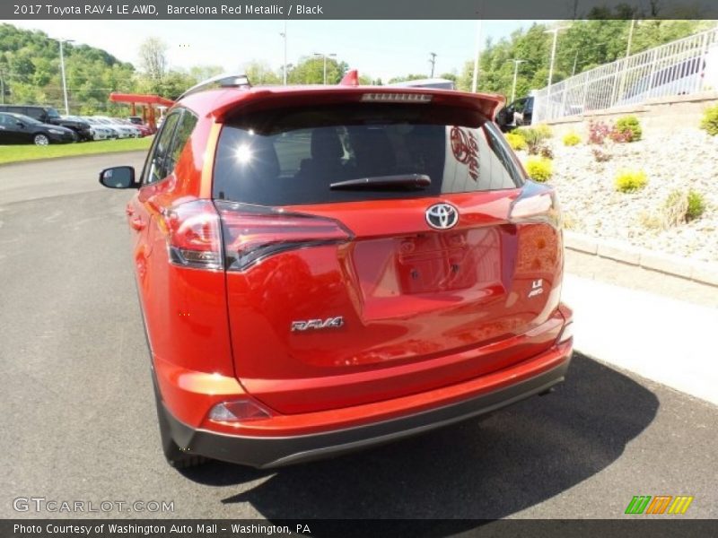Barcelona Red Metallic / Black 2017 Toyota RAV4 LE AWD