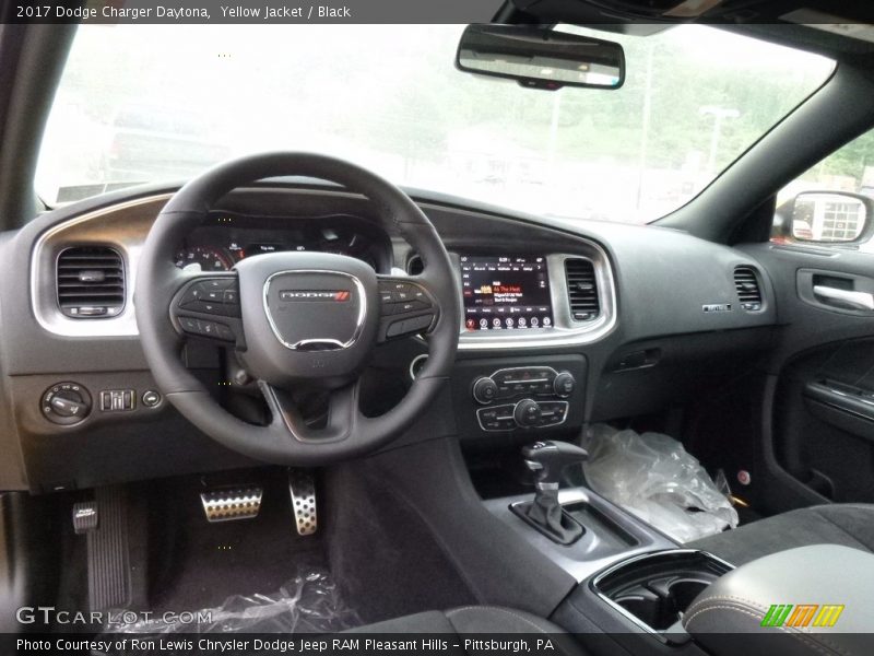 Yellow Jacket / Black 2017 Dodge Charger Daytona