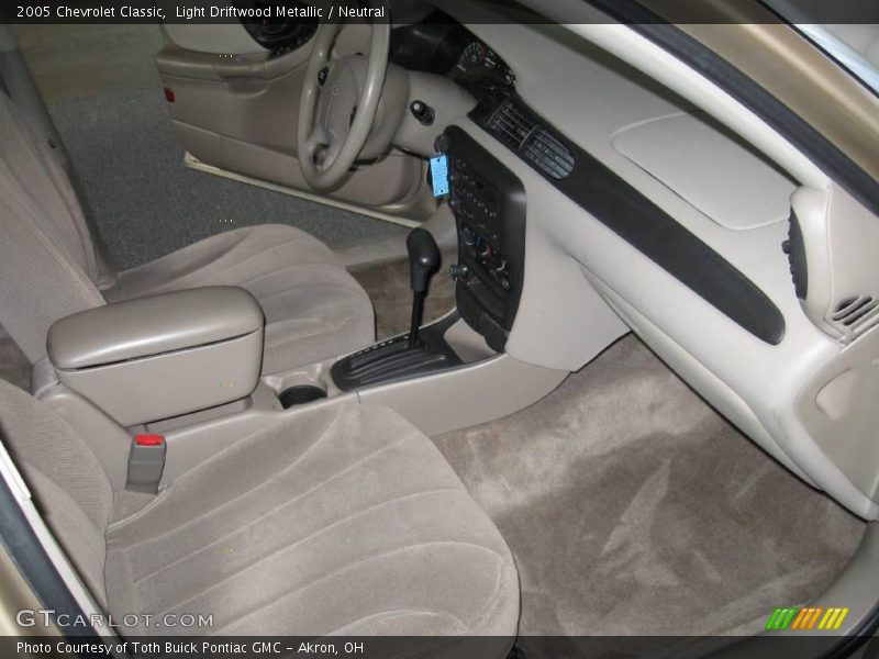 Light Driftwood Metallic / Neutral 2005 Chevrolet Classic