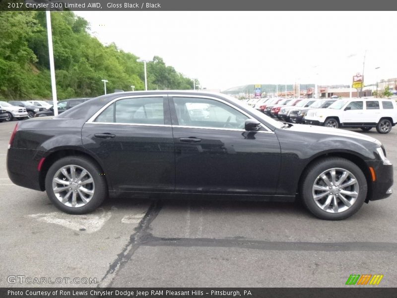 Gloss Black / Black 2017 Chrysler 300 Limited AWD