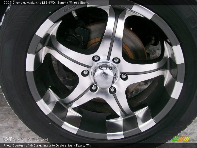 Summit White / Ebony 2007 Chevrolet Avalanche LTZ 4WD