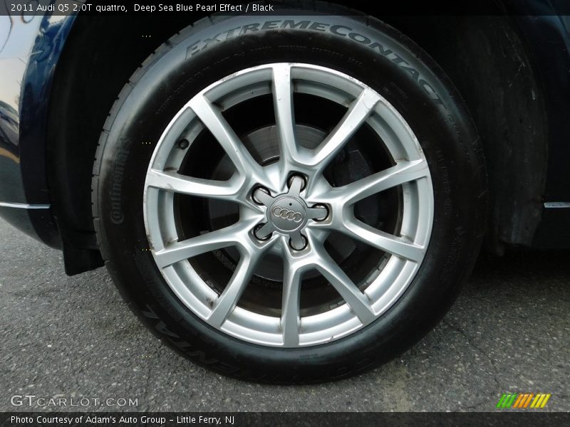 Deep Sea Blue Pearl Effect / Black 2011 Audi Q5 2.0T quattro