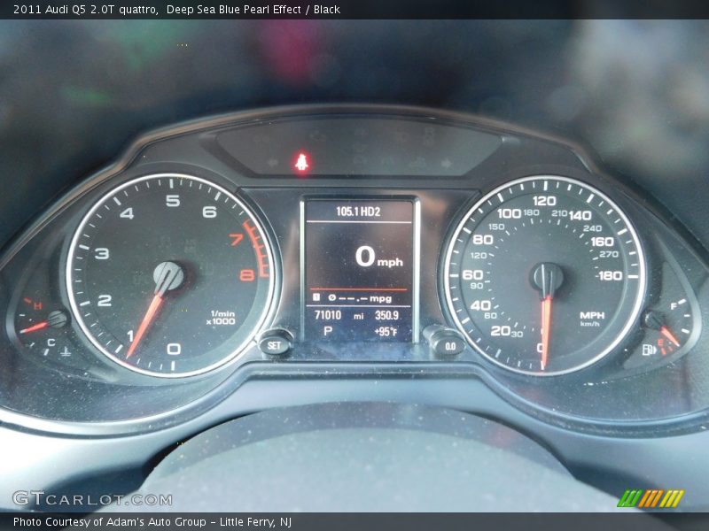 Deep Sea Blue Pearl Effect / Black 2011 Audi Q5 2.0T quattro