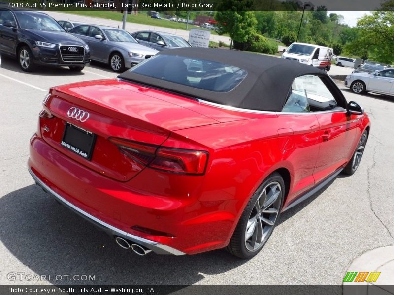 Tango Red Metallic / Rotor Gray 2018 Audi S5 Premium Plus Cabriolet