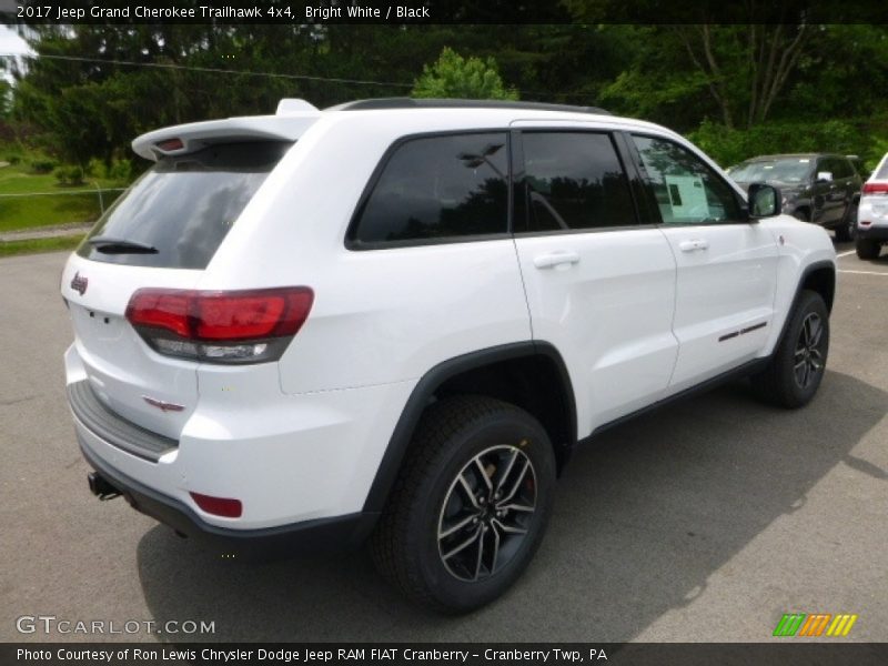 Bright White / Black 2017 Jeep Grand Cherokee Trailhawk 4x4