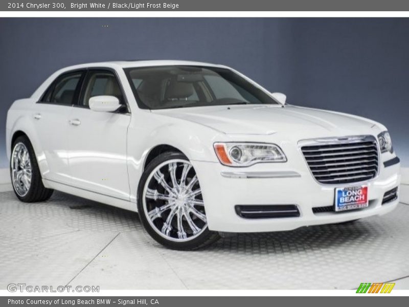 Bright White / Black/Light Frost Beige 2014 Chrysler 300