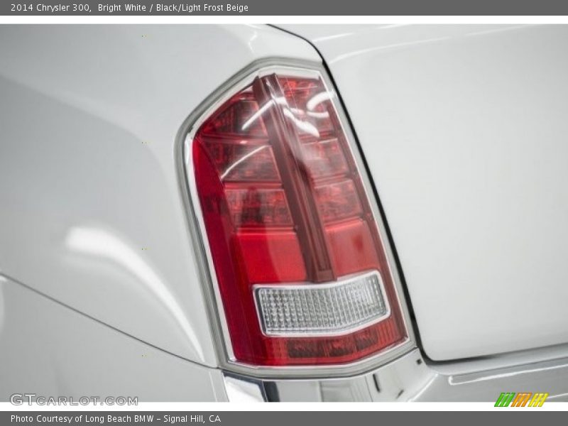 Bright White / Black/Light Frost Beige 2014 Chrysler 300