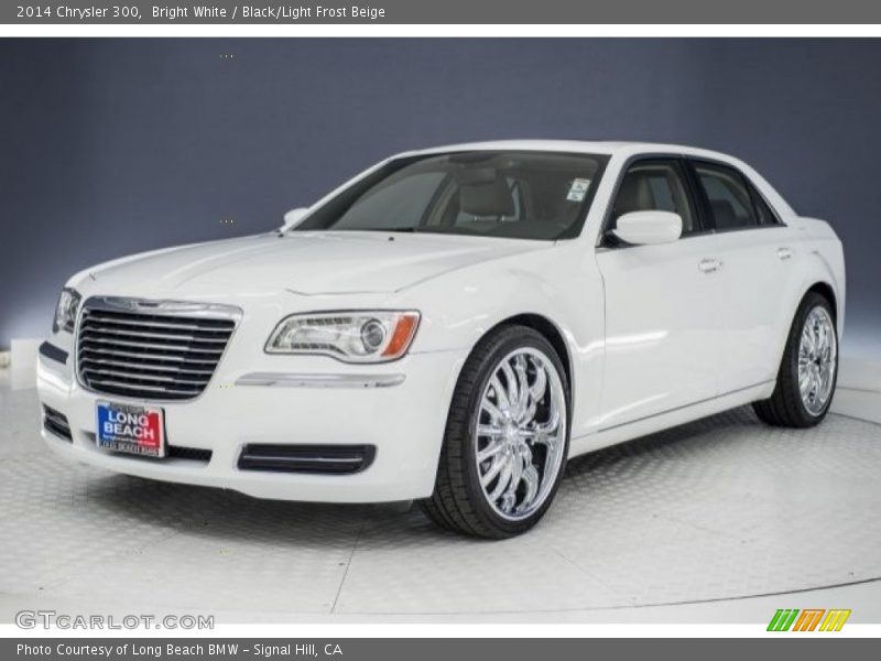 Bright White / Black/Light Frost Beige 2014 Chrysler 300