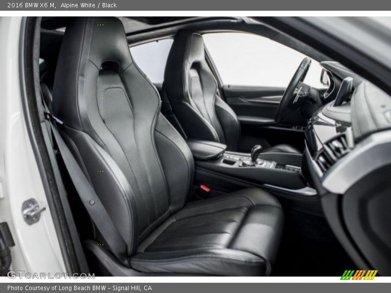 Alpine White / Black 2016 BMW X6 M