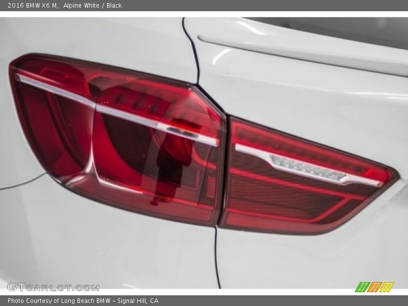Alpine White / Black 2016 BMW X6 M