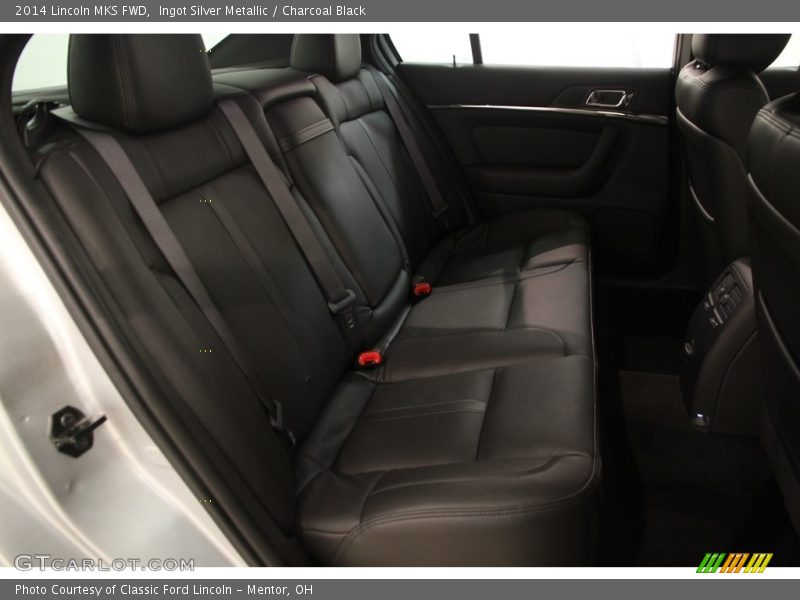 Ingot Silver Metallic / Charcoal Black 2014 Lincoln MKS FWD