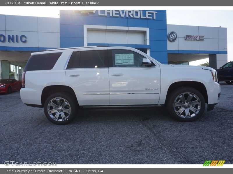 White Frost Tricoat / Jet Black 2017 GMC Yukon Denali