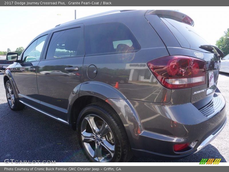 Granite Pearl-Coat / Black 2017 Dodge Journey Crossroad Plus