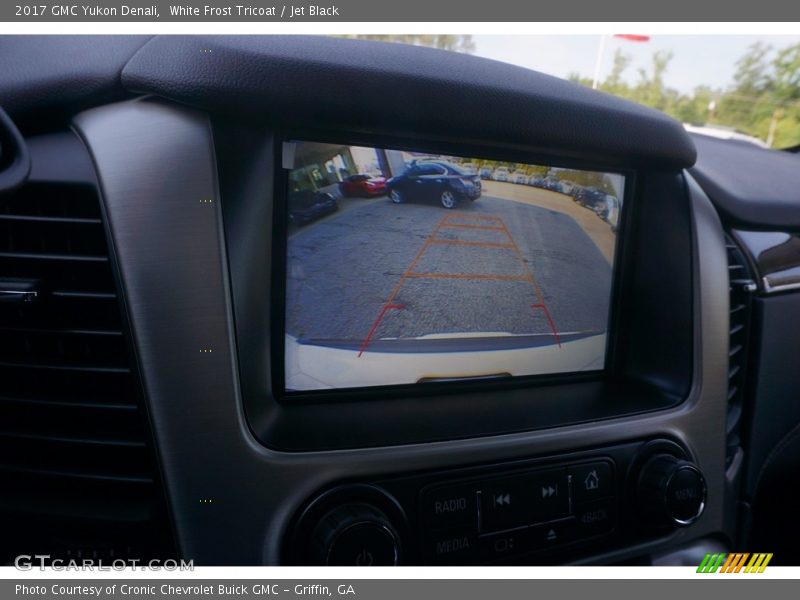 White Frost Tricoat / Jet Black 2017 GMC Yukon Denali