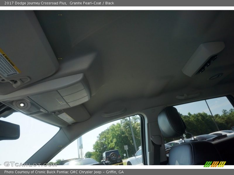 Granite Pearl-Coat / Black 2017 Dodge Journey Crossroad Plus