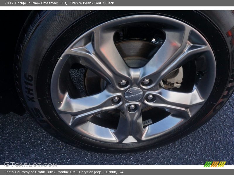 Granite Pearl-Coat / Black 2017 Dodge Journey Crossroad Plus