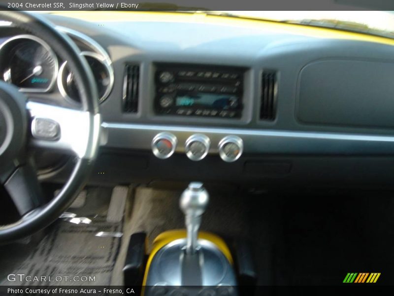 Slingshot Yellow / Ebony 2004 Chevrolet SSR