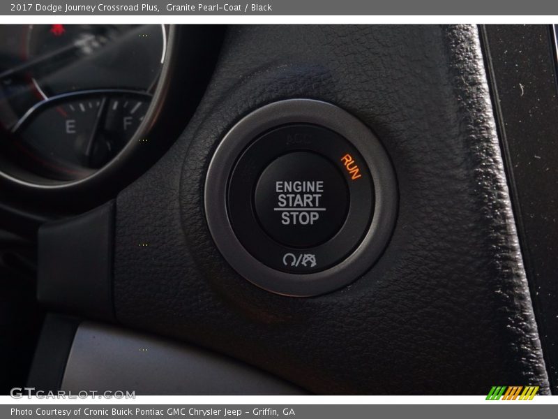 Granite Pearl-Coat / Black 2017 Dodge Journey Crossroad Plus