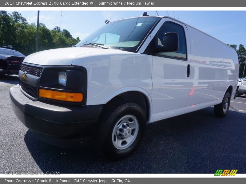 Summit White / Medium Pewter 2017 Chevrolet Express 2500 Cargo Extended WT