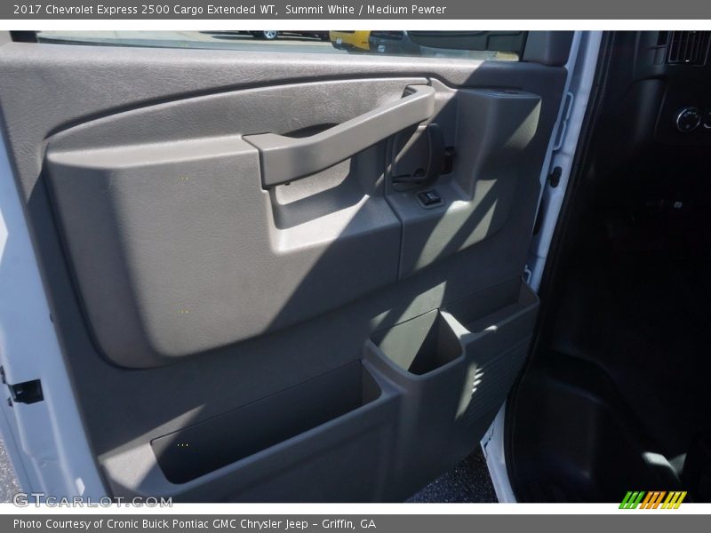 Summit White / Medium Pewter 2017 Chevrolet Express 2500 Cargo Extended WT
