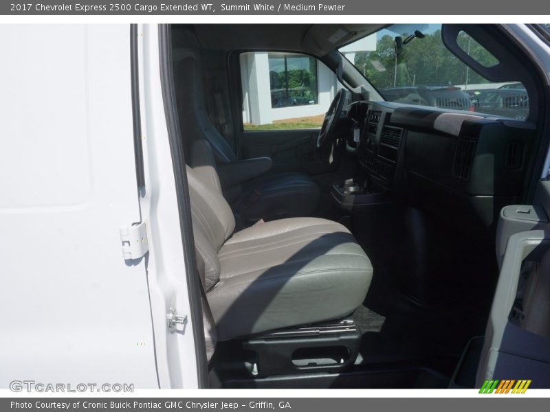 Summit White / Medium Pewter 2017 Chevrolet Express 2500 Cargo Extended WT
