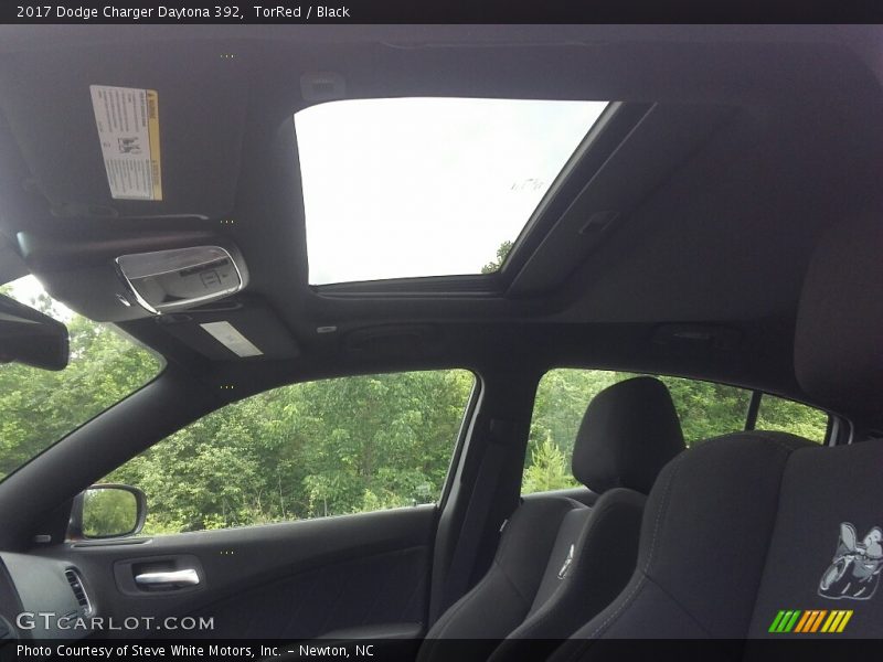 TorRed / Black 2017 Dodge Charger Daytona 392