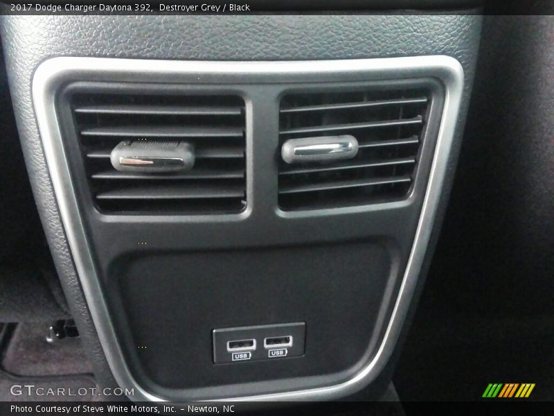 Destroyer Grey / Black 2017 Dodge Charger Daytona 392