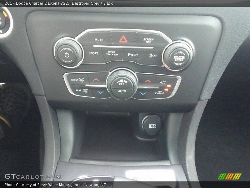 Destroyer Grey / Black 2017 Dodge Charger Daytona 392