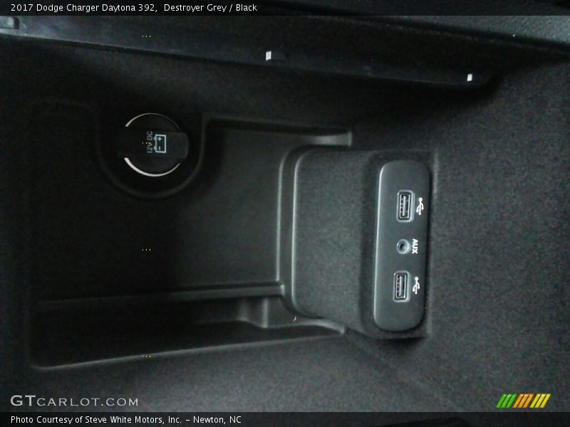 Destroyer Grey / Black 2017 Dodge Charger Daytona 392