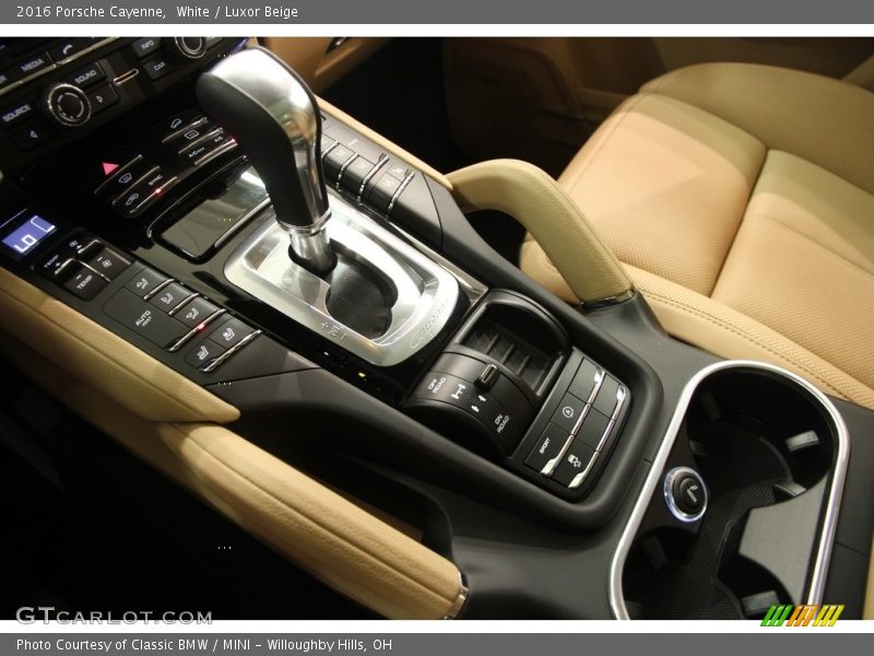 White / Luxor Beige 2016 Porsche Cayenne