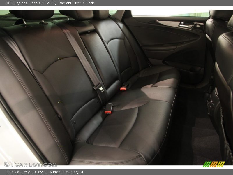 Radiant Silver / Black 2012 Hyundai Sonata SE 2.0T