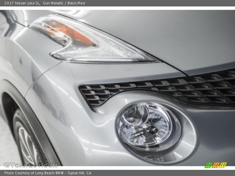 Gun Metallic / Black/Red 2017 Nissan Juke SL