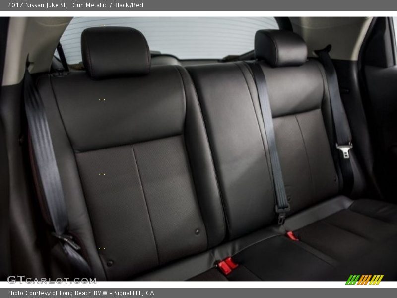 Gun Metallic / Black/Red 2017 Nissan Juke SL