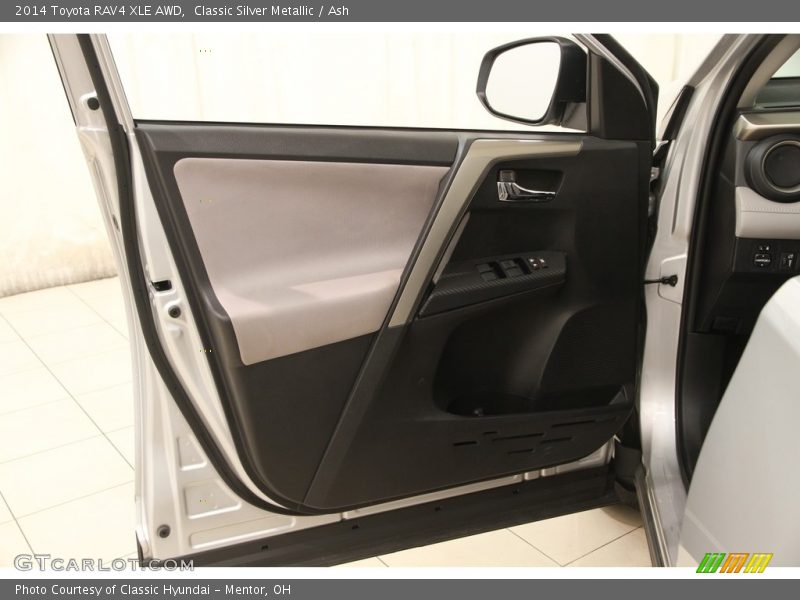 Classic Silver Metallic / Ash 2014 Toyota RAV4 XLE AWD